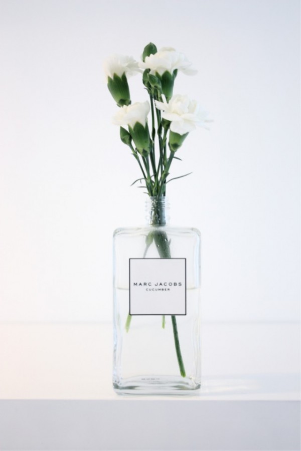 perfume vase