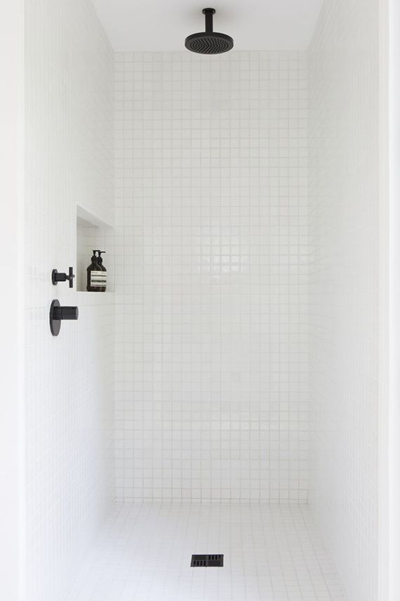 BATHROOMS VIA OH, I DESIGN BLOG